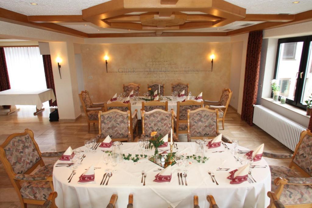 Landhotel Zur Kanne Neresheim Extérieur photo